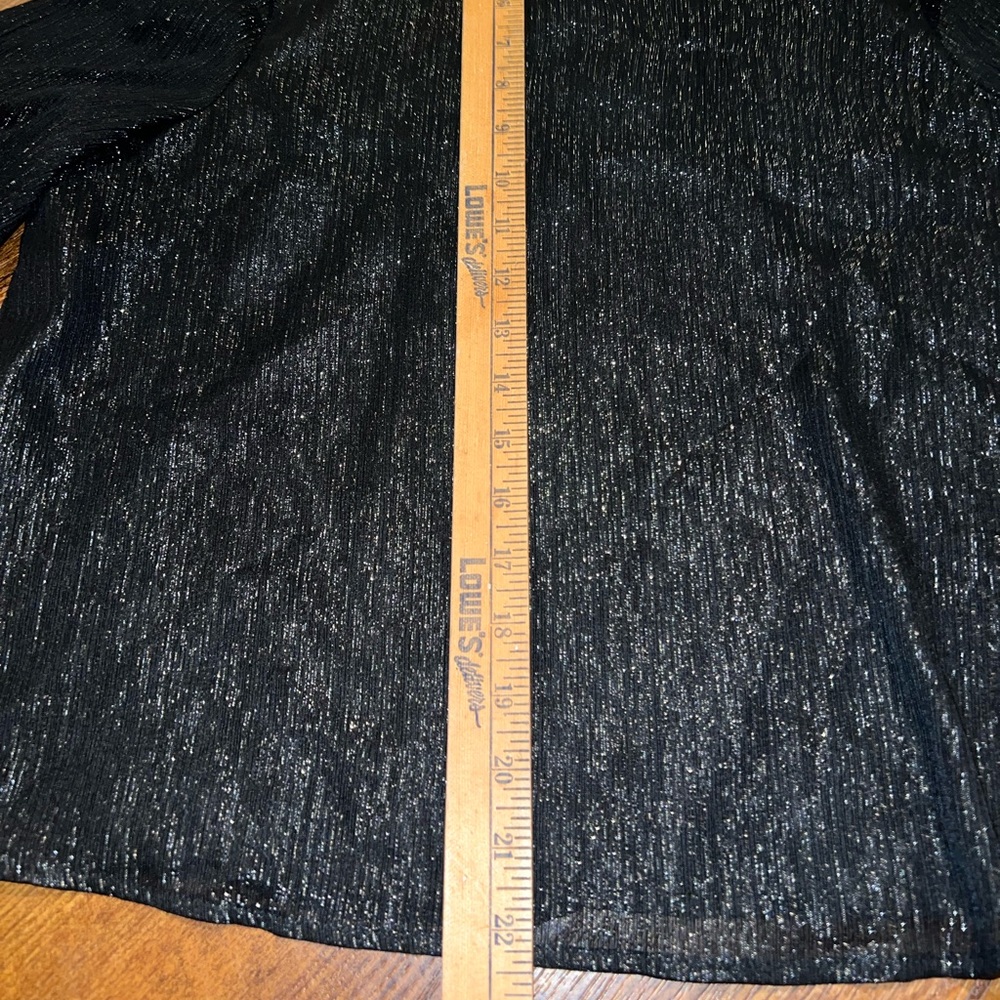 BB Dakota Black Whimsical Chic Shimmer Mock Neck Keyhole Back Blouse Size S - Picture 15 of 15